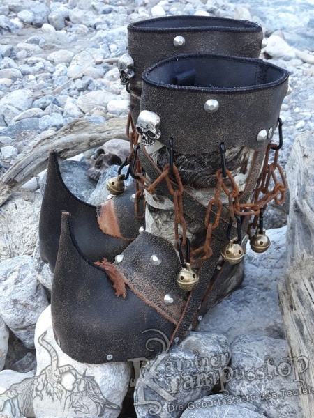 Krampusstiefel mit Spitzen Braun Gefalzt