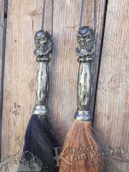 Pferdeschweif mit Stilgriff Belzebub