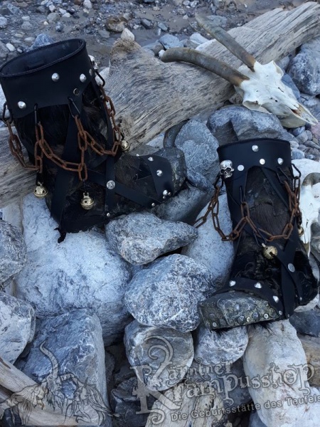 Krampusstiefel mit Kappen Schwarz