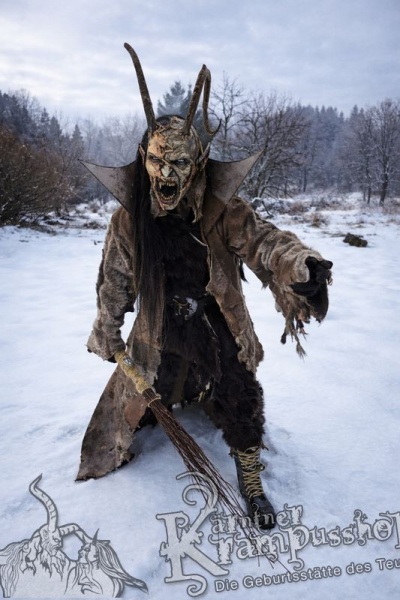 Mantel Braun weit geschnitten Neu