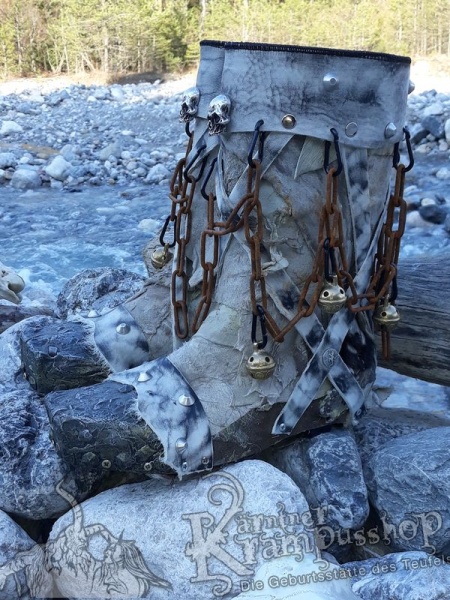 Krampusstiefel mit Kappen Grau Ledrig Antik