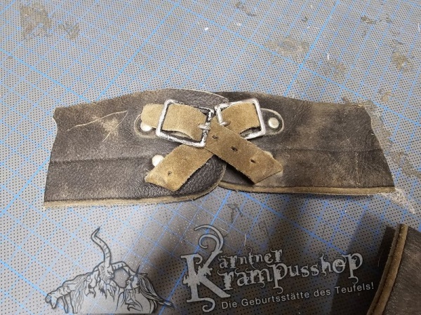 Gamaschen Doppelschließen gekreuzt zum Basteln