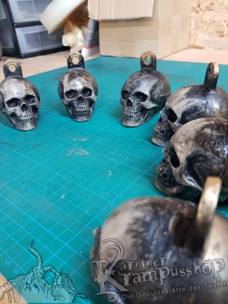 Hells Bells Schelle Totenkopf