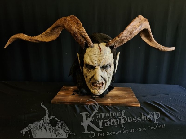 Kapitale Ziegenbockhörner