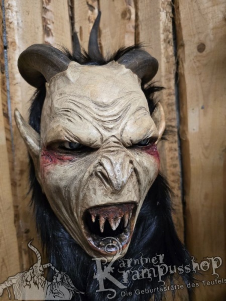Neue Krampusmaske Orco