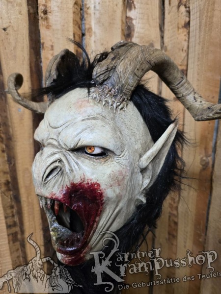 Neue Krampusmaske Orco