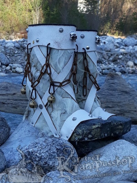 Krampusstiefel mit Kappen Weiß Gefalzt