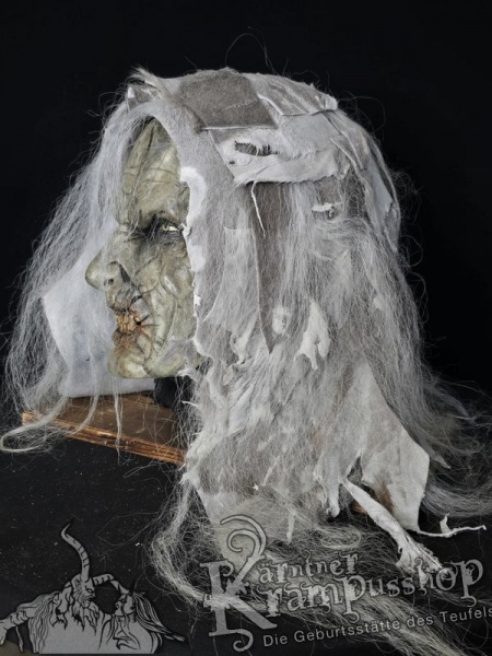 Kopffell Grau Fetzig mit Weiss Yaksträhnen