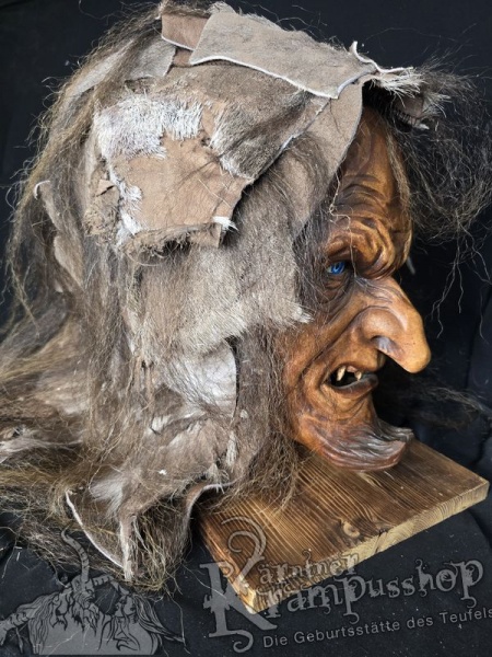 Kopffell Braun Fetzig mit Braunen Yaksträhnen