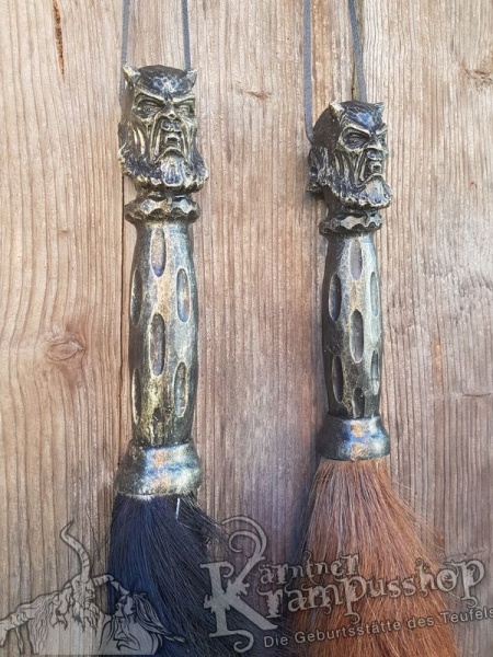 Pferdeschweif mit Stilgriff Belzebub