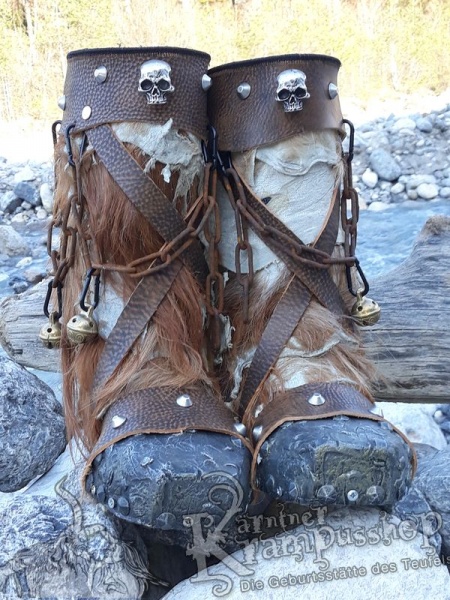 Krampusstiefel mit Kappen Hellbraun Gefalzt