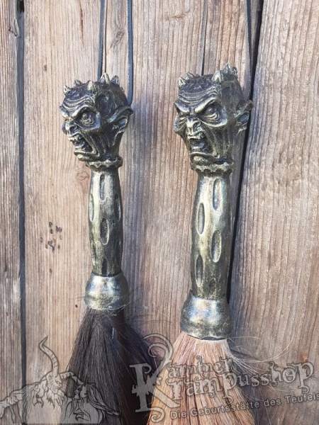 Pferdeschweif mit Stilgriff Raptor