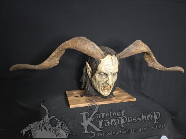 Ziegenbockhörner aus der Region Ampulien