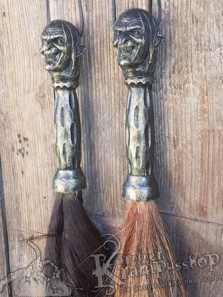 Pferdeschweif mit Stilgriff Hexe