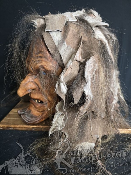 Kopffell Braun Fetzig mit Braunen Yaksträhnen