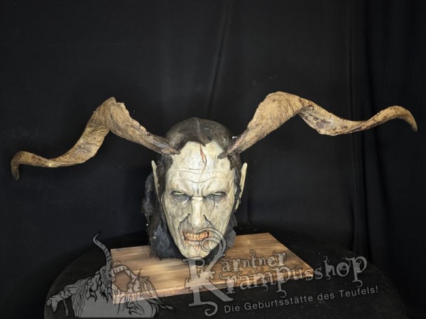 Ziegenbockhörner aus der Region Ampulien