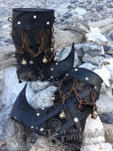 Krampusstiefel mit Spitzen Schwarz