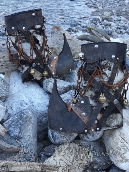 Krampusstiefel mit Spitzen Braun Gefalzt