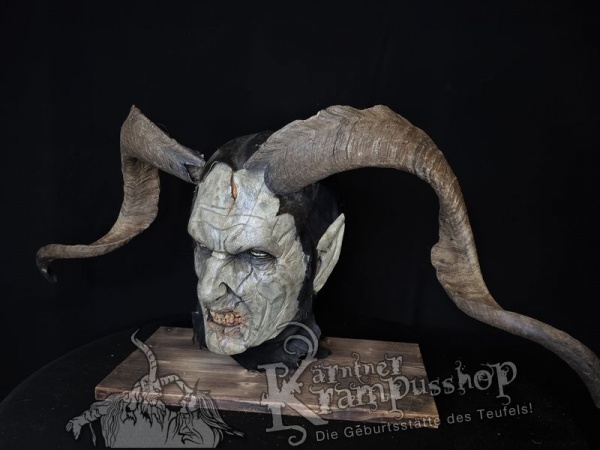 Ziegenbockhörner aus der Region Ampulien