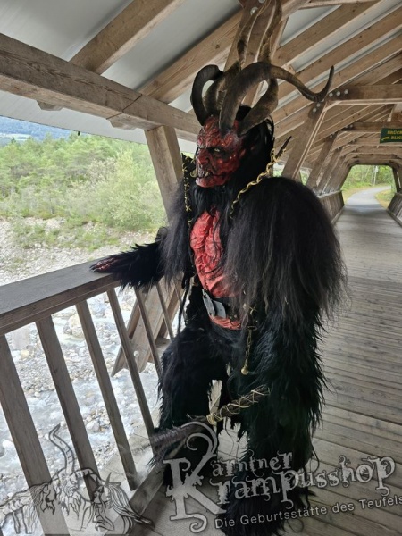 Neuer 3 Teiler Schwarz Rot