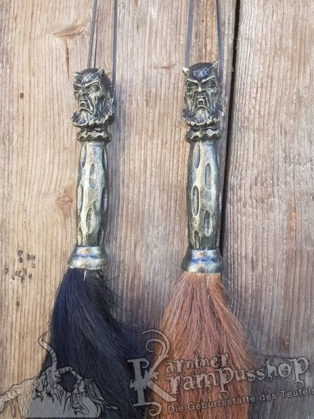 Pferdeschweif mit Stilgriff Belzebub