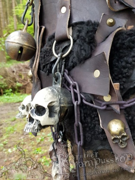 Hells Bells Schelle Skull