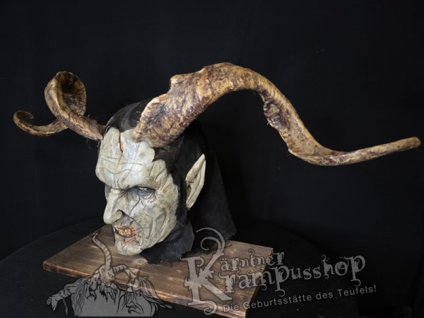 Ziegenbockhörner aus der Region Ampulien