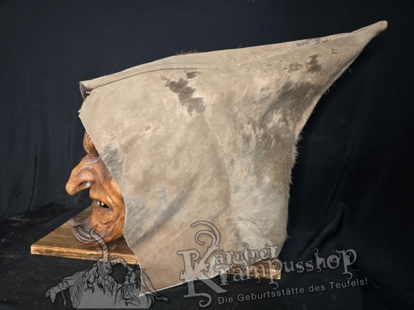 Kaputze BRAUN Ledrig SPITZ nach HINTEN