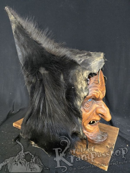 Kaputze SCHWARZ Rassiert SPITZ nach OBEN