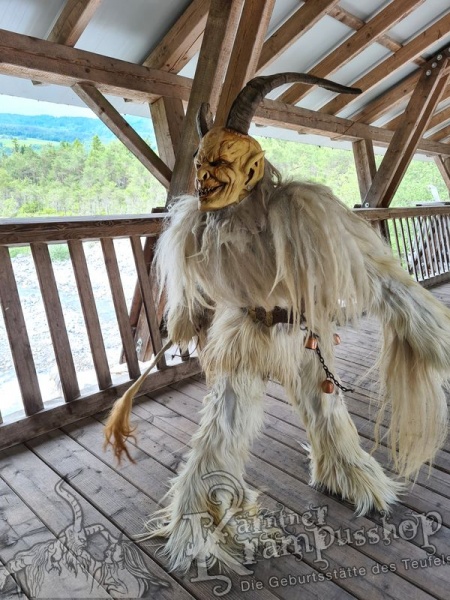 Hose Jacke mit Yak und Pferdeschweife