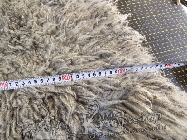 Schaffelle Kurzhaar Weiss Abgeschwärzt (Grau)