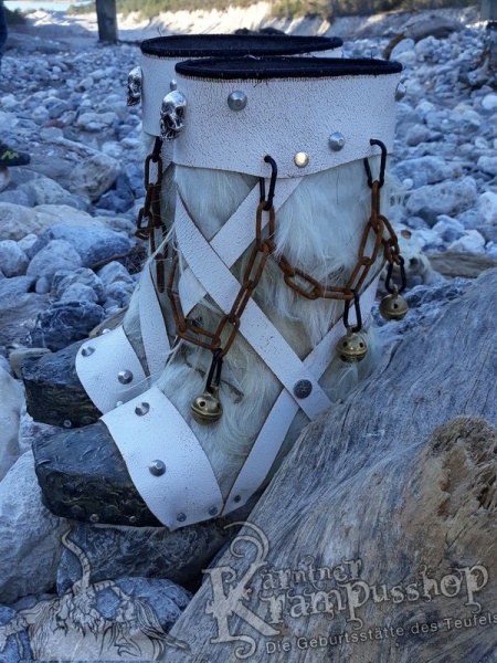 Krampusstiefel mit Kappen Weiß Gefalzt