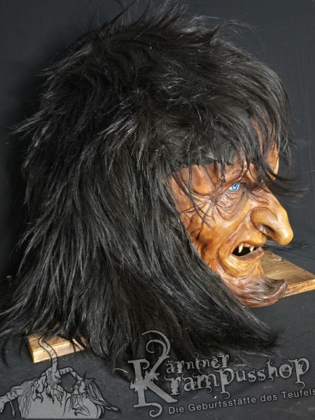 Langhaar Kopffell Schwarz Gefärbt