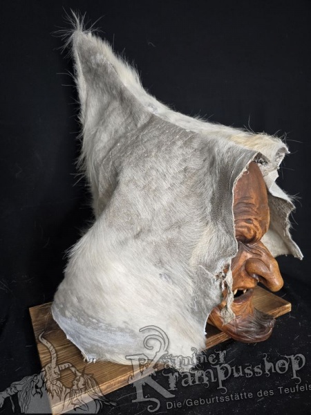 Kaputze WEISS Rassiert SPITZ nach OBEN