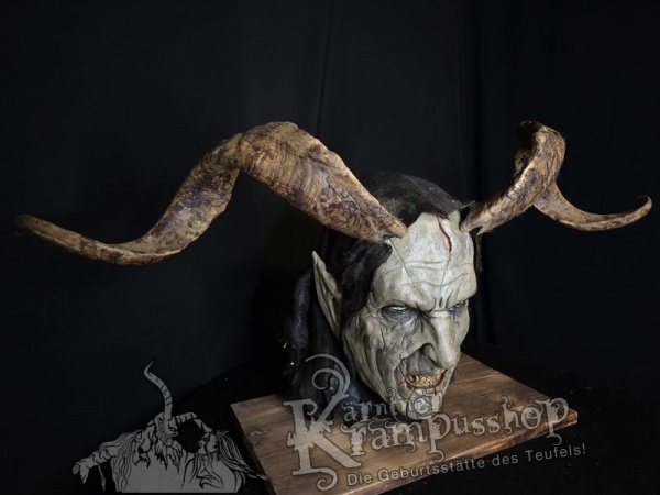 Ziegenbockhörner aus der Region Ampulien