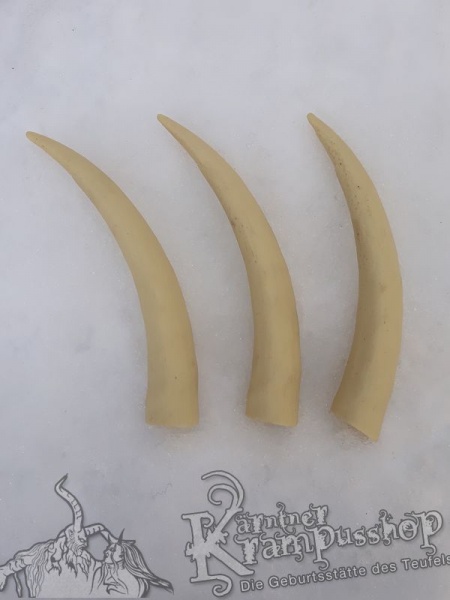 Krallen Irospitzen Beige