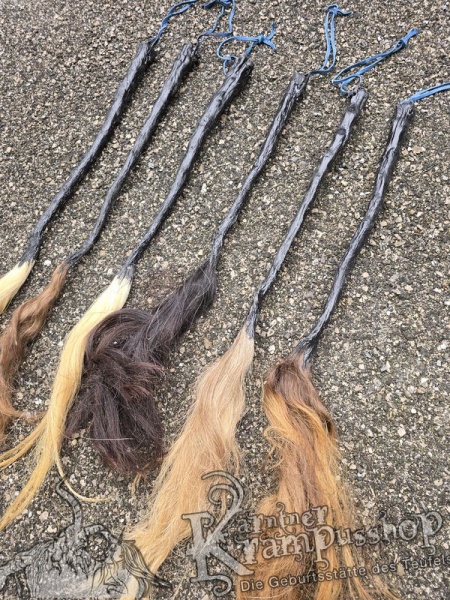 Latex Kuhschweife Farbe SCHWARZ