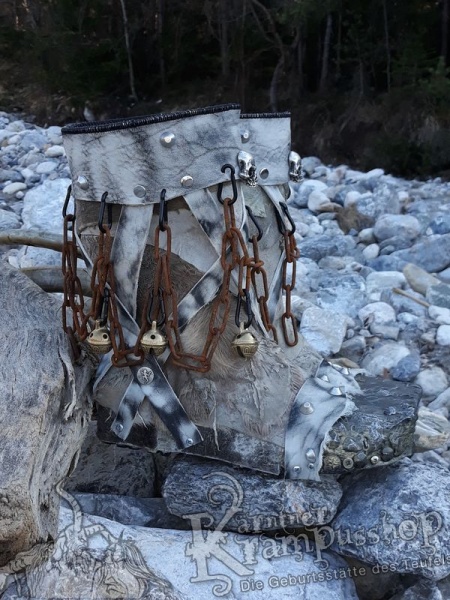 Krampusstiefel mit Kappen Grau Ledrig Antik