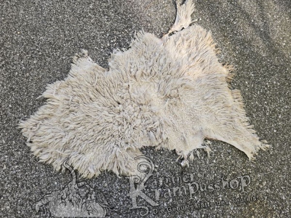 Schaffelle Kurzhaar Weiss naturgewachsen