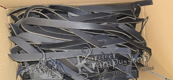 Lederreste Gürtelleder Farbe SCHWARZ