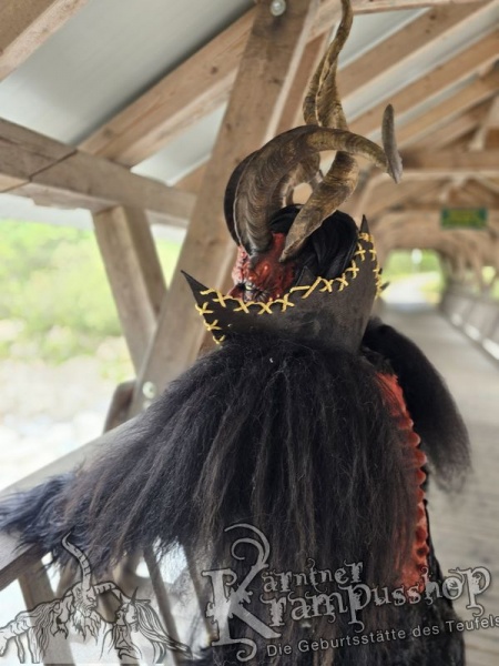 Neuer 3 Teiler Schwarz Rot