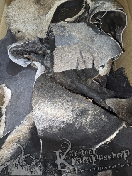 Fellreste Hirsch und Gams LEDRIG Altgrau