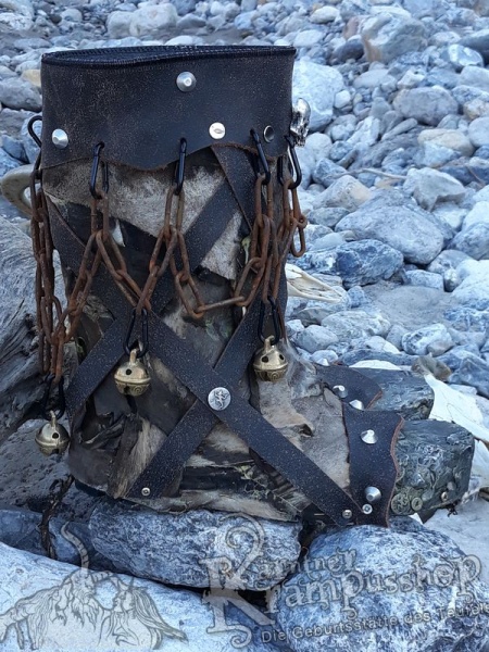 Krampusstiefel mit Kappen Braun Ledrig Antik
