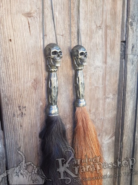 Pferdeschweif mit Stilgriff Death