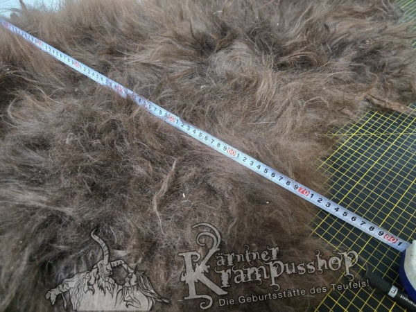 Schaffelle Langhaar Braun gefärbt
