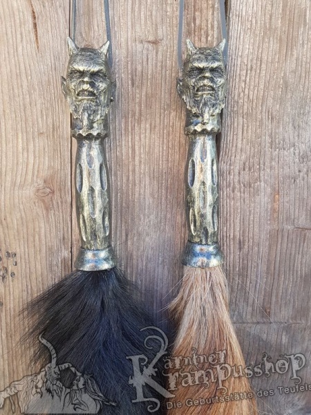 Pferdeschweif mit Stilgriff Krampus