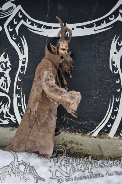 Mantel Braun weit geschnitten Neu