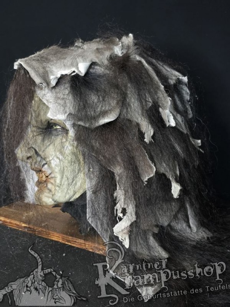 Kopffell Grau Fetzig mit Schwarz Yaksträhnen