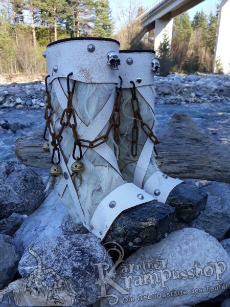 Krampusstiefel mit Kappen Weiß Gefalzt