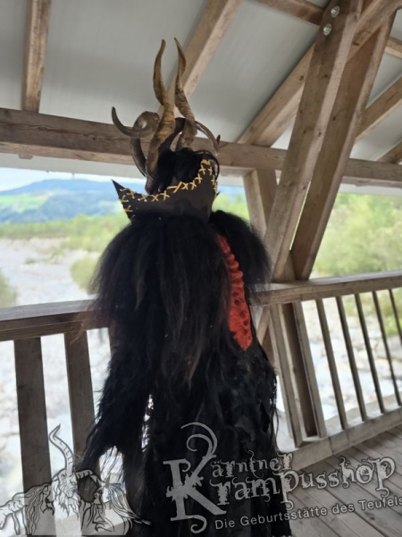 Neuer 3 Teiler Schwarz Rot